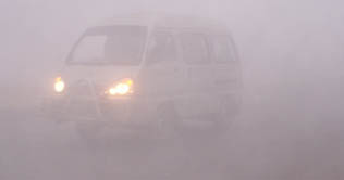 Dense fog hits several areas of Punjab once again